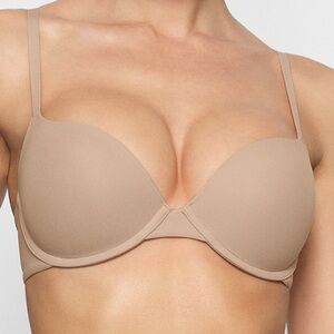 SKIMS Clay Fits Everybody Push-Up Demi Bra!